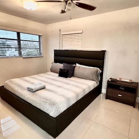 Modern Miami Oversized 3 Bedroom In Central Location Dış mekan fotoğraf