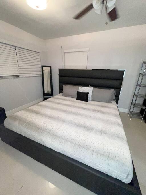 Modern Miami Oversized 3 Bedroom In Central Location Dış mekan fotoğraf
