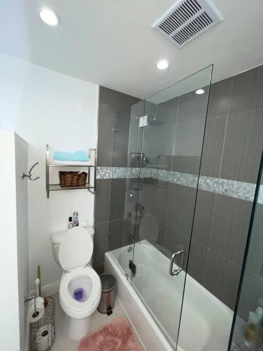 Modern Miami Oversized 3 Bedroom In Central Location Dış mekan fotoğraf