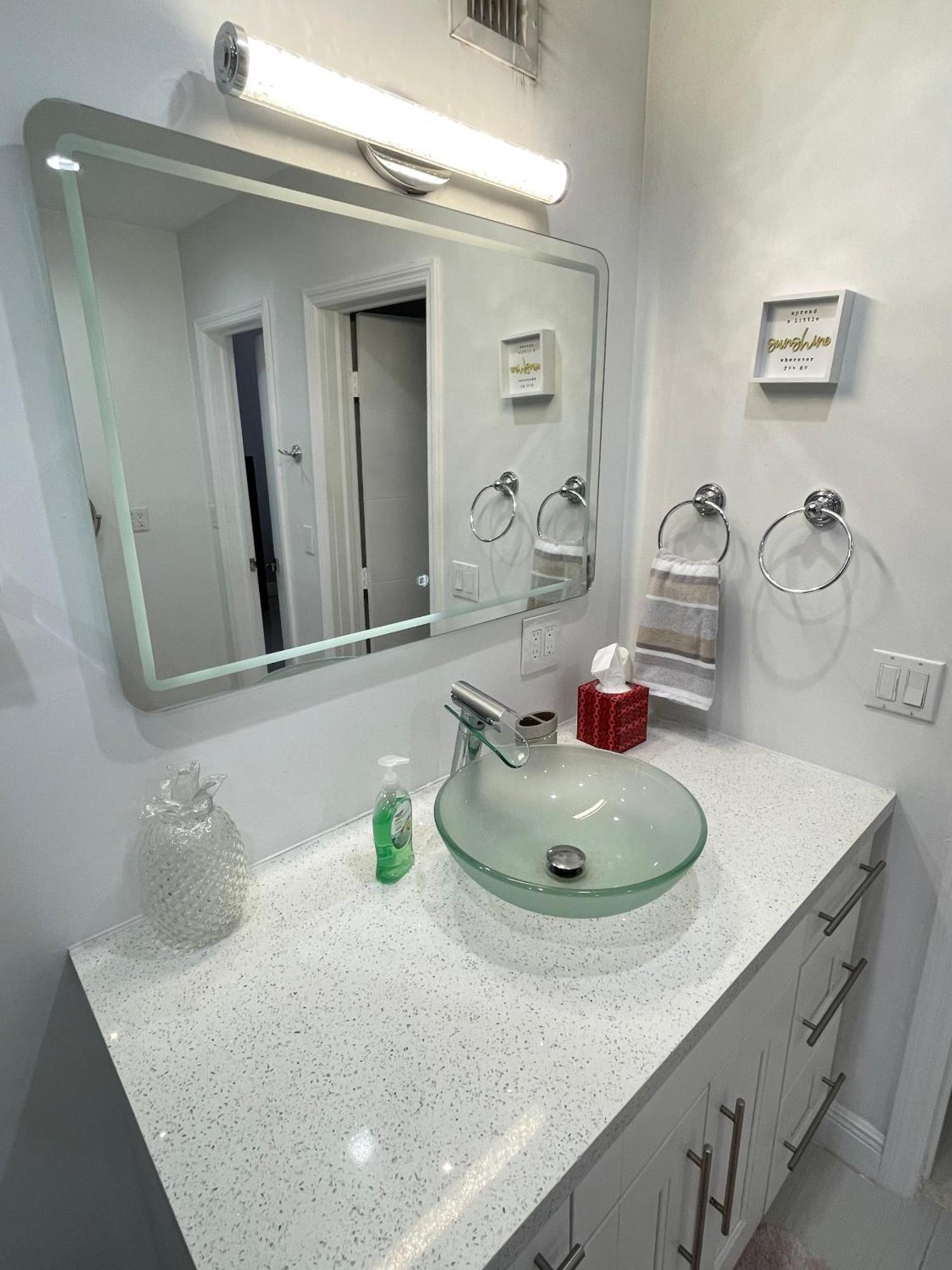 Modern Miami Oversized 3 Bedroom In Central Location Dış mekan fotoğraf