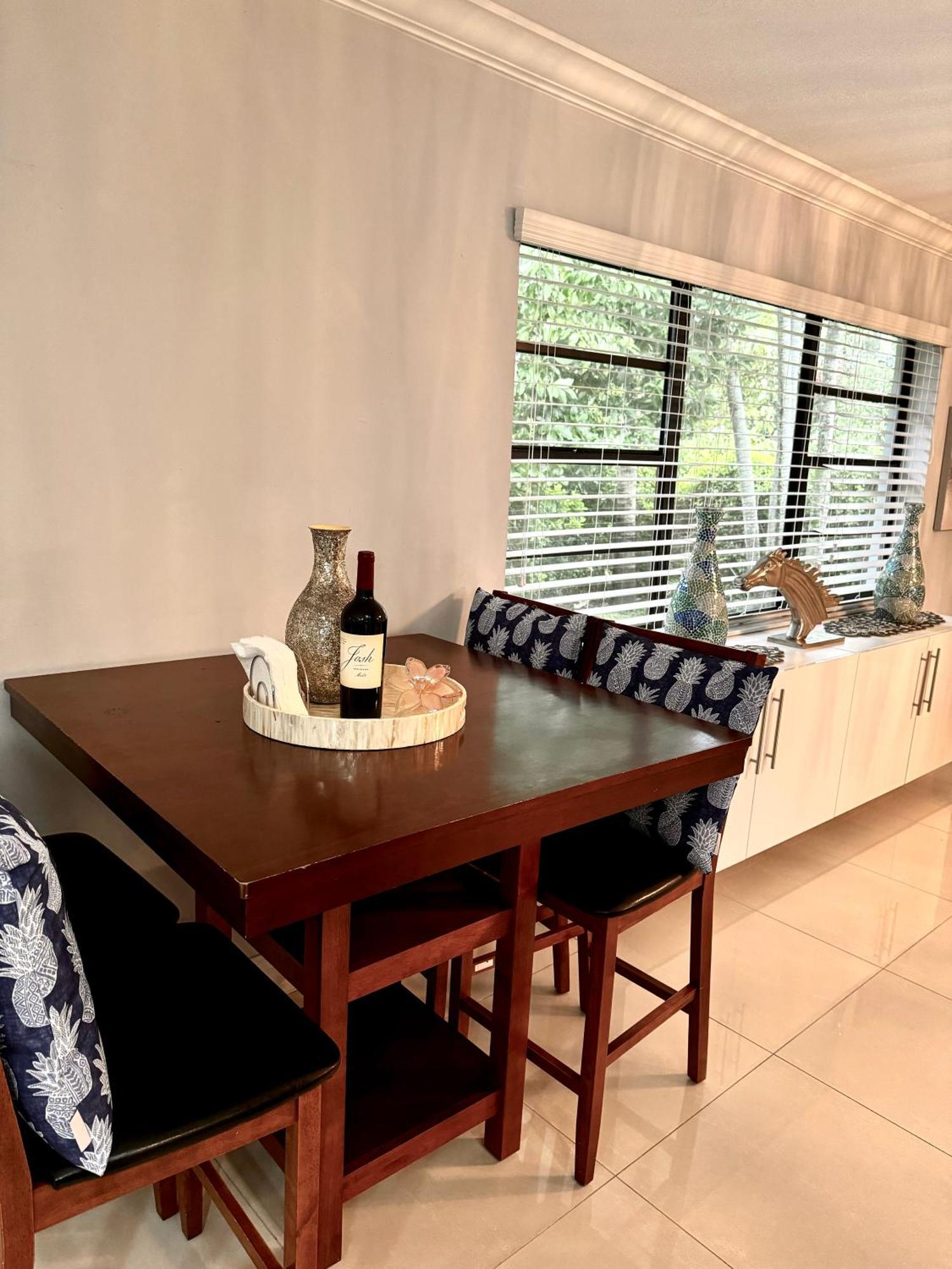 Modern Miami Oversized 3 Bedroom In Central Location Dış mekan fotoğraf